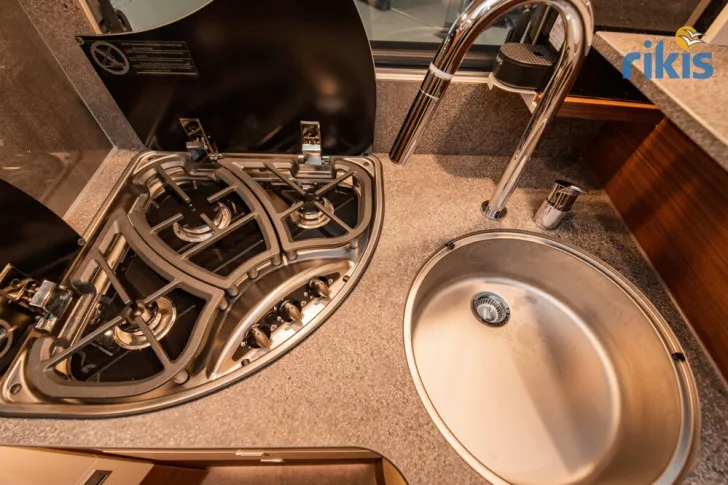 Fahrzeugbild Carthago chic c-line T 4.9 LE #16