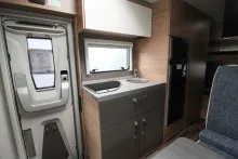 Fahrzeugbild Weinsberg CaraHome 600 DKG Auflastung auf 3.650 kg #10