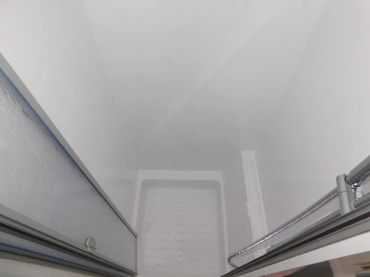 Fahrzeugbild Hobby De Luxe 495 WFB Combi6E, TV-Halter, 1800Kg #20