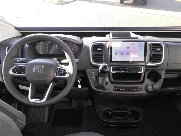 Fahrzeugbild Hobby PRESTIGE Van 640 ET First Edition Automatik 180PS Combi D 6E ;-) #9