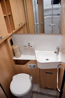 Fahrzeugbild Hymer B-MC I 680 *BlackLine*Premium*Arktispaket* #24