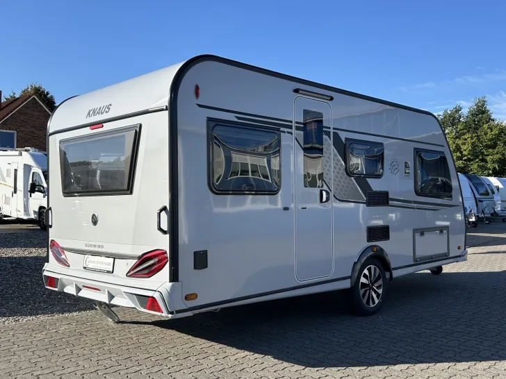 Fahrzeugbild Knaus SÜDWIND 460 EU BLACK SELECTION #4