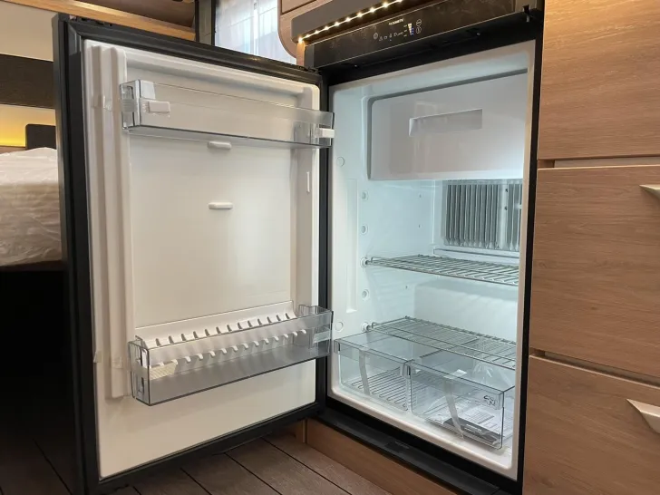 Fahrzeugbild Knaus SÜDWIND 460 EU BLACK SELECTION #17