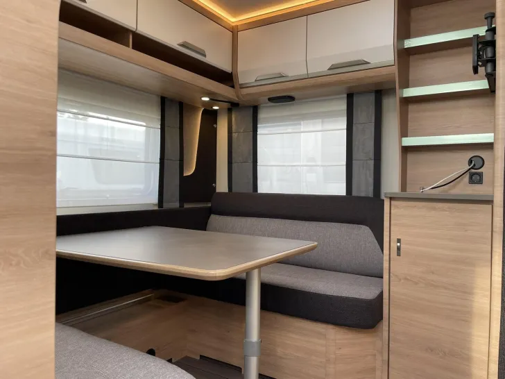 Fahrzeugbild Knaus SÜDWIND 460 EU BLACK SELECTION #25