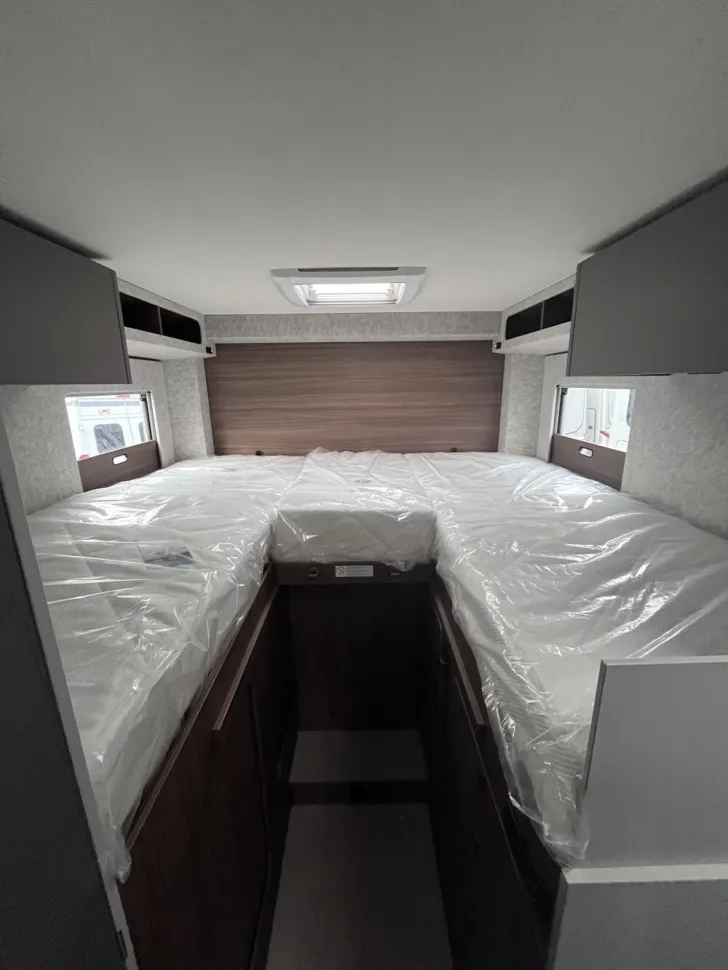 Fahrzeugbild LMC Cruiser 750 EL #8