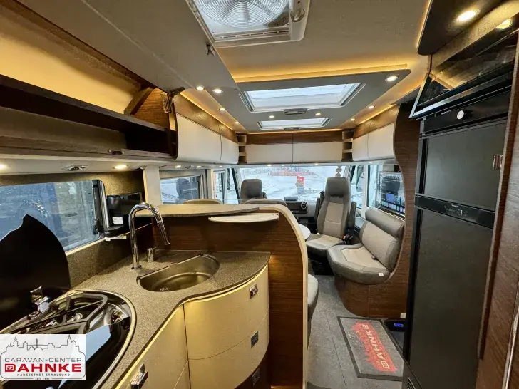 Fahrzeugbild Carthago chic c-line I 4.9 LE L ! Ohne Hubbett ! Markise #19