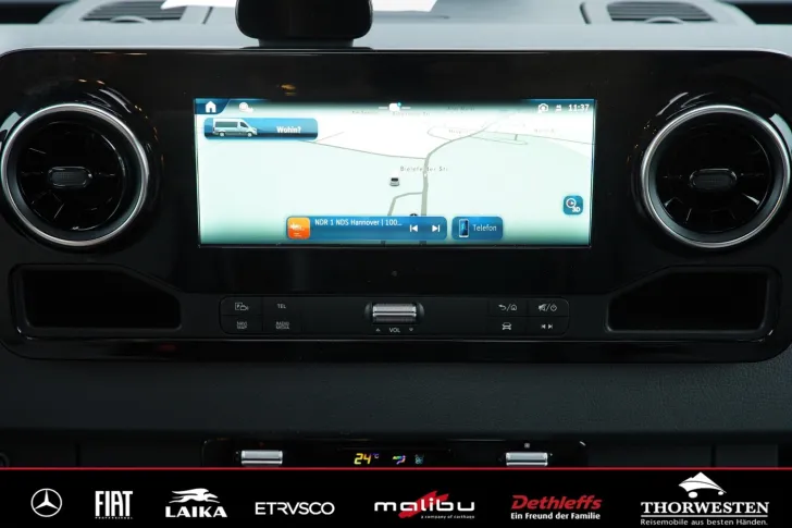 Fahrzeugbild Malibu T 470 RB LE K MB DISTRONIC ALDE Wechselrichter #16