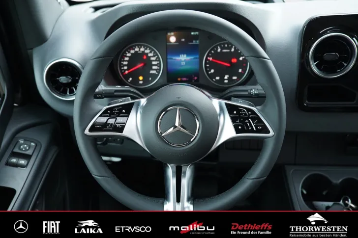Fahrzeugbild Malibu T 470 RB LE K MB DISTRONIC ALDE Wechselrichter #17
