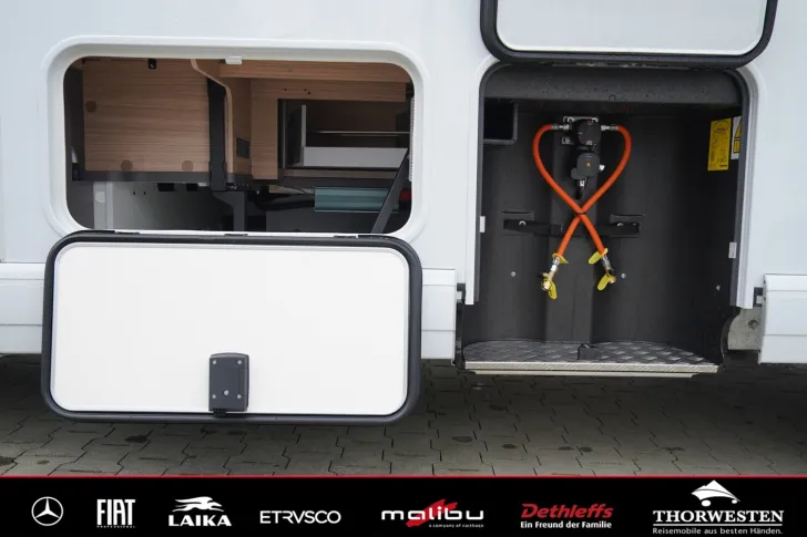 Fahrzeugbild Malibu T 470 RB LE K MB DISTRONIC ALDE Wechselrichter #21