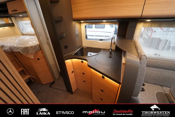 Fahrzeugbild Malibu T 470 RB LE K MB DISTRONIC ALDE Wechselrichter #28