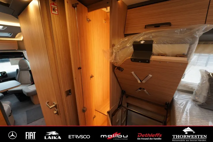 Fahrzeugbild Malibu T 470 RB LE K MB DISTRONIC ALDE Wechselrichter #36