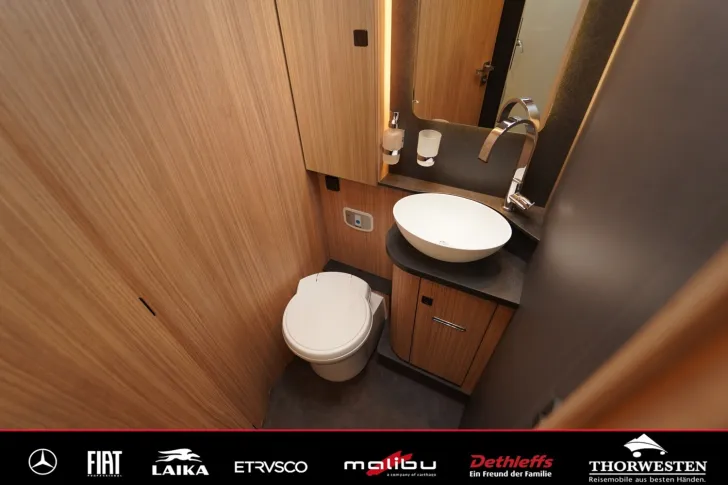 Fahrzeugbild Malibu T 470 RB LE K MB DISTRONIC ALDE Wechselrichter #40