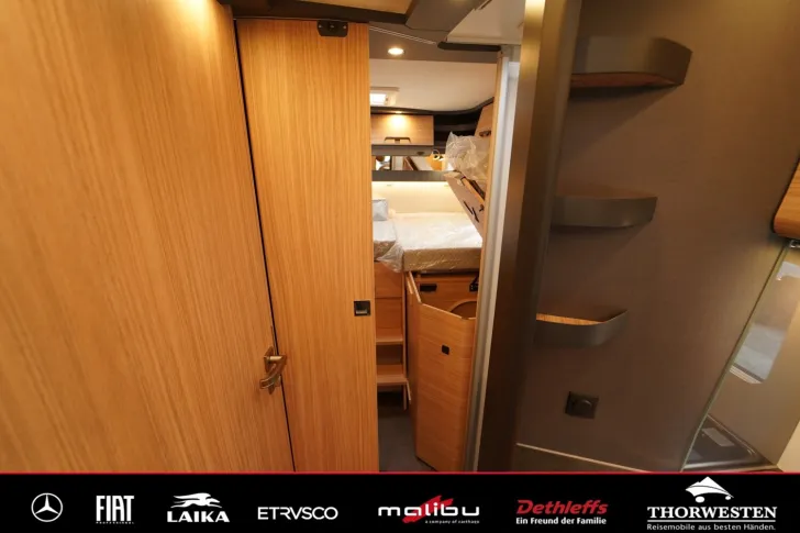 Fahrzeugbild Malibu T 470 RB LE K MB DISTRONIC ALDE Wechselrichter #41