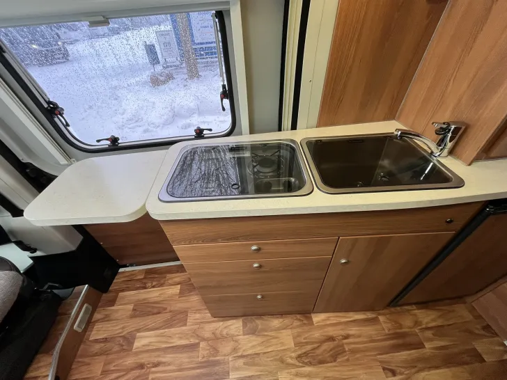 Fahrzeugbild VanTourer 600 Prime #17