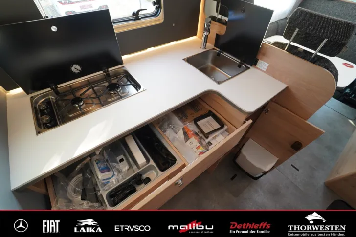 Fahrzeugbild Dethleffs XL A Family 7872-2 26 Technik-Paket el. Markise #36