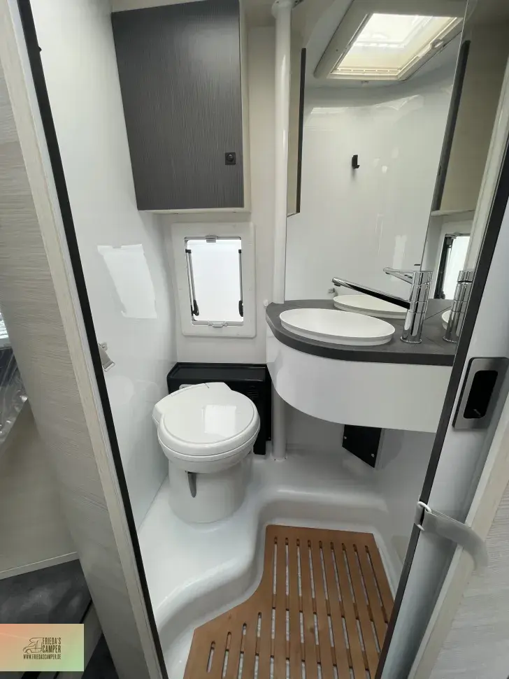 Fahrzeugbild Chausson Titanium Ultimate 627 alle Pakete,Garant. #13