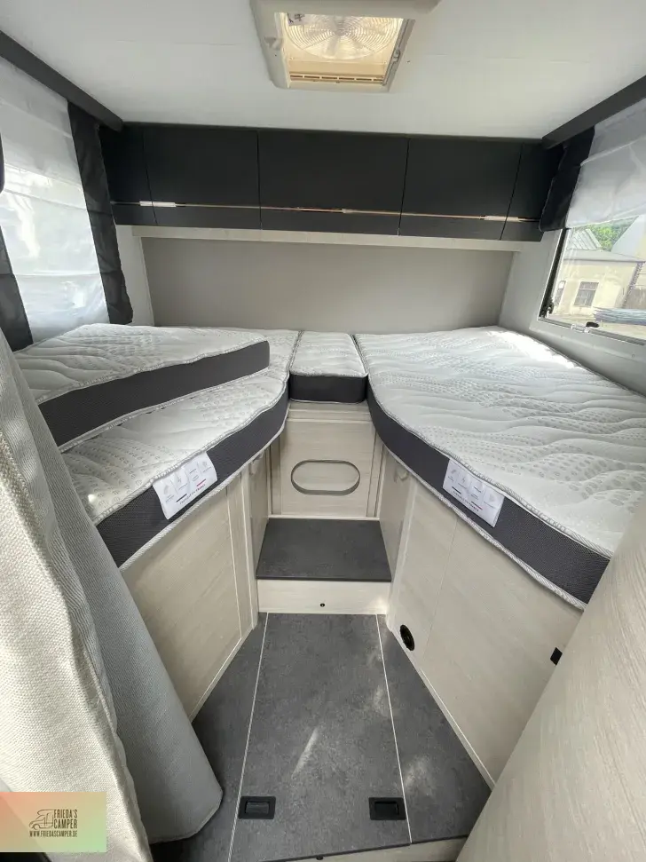 Fahrzeugbild Chausson Titanium Ultimate 627 alle Pakete,Garant. #14