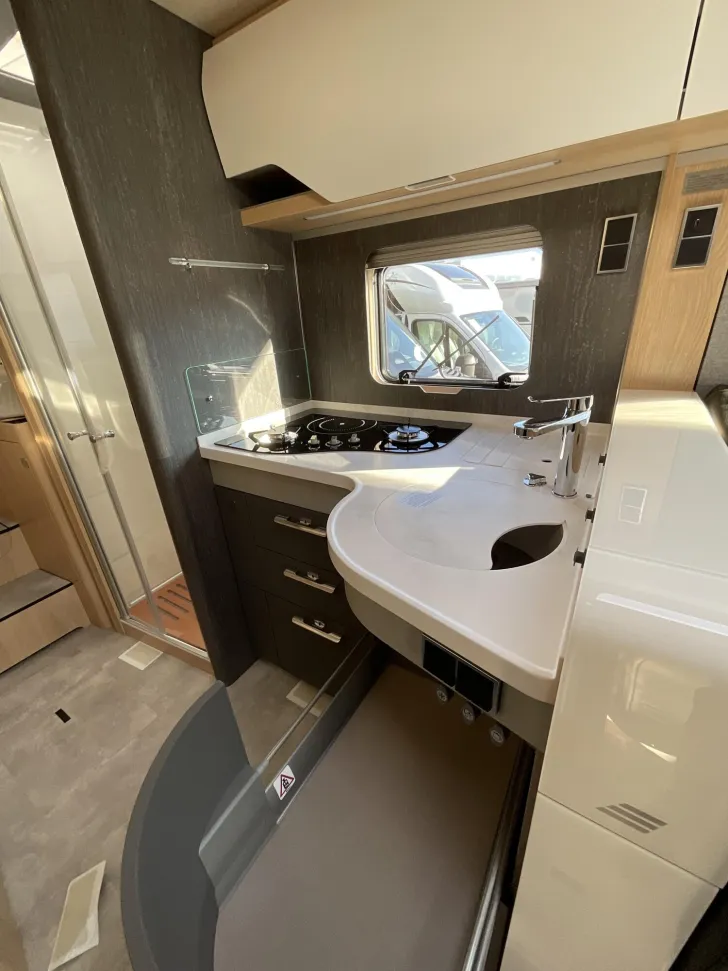 Fahrzeugbild Hymer B-Klasse ML I BlackLine 780 Klima, Solar, Router #20