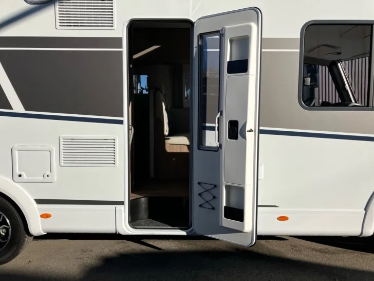 Fahrzeugbild Carado I 447 #9