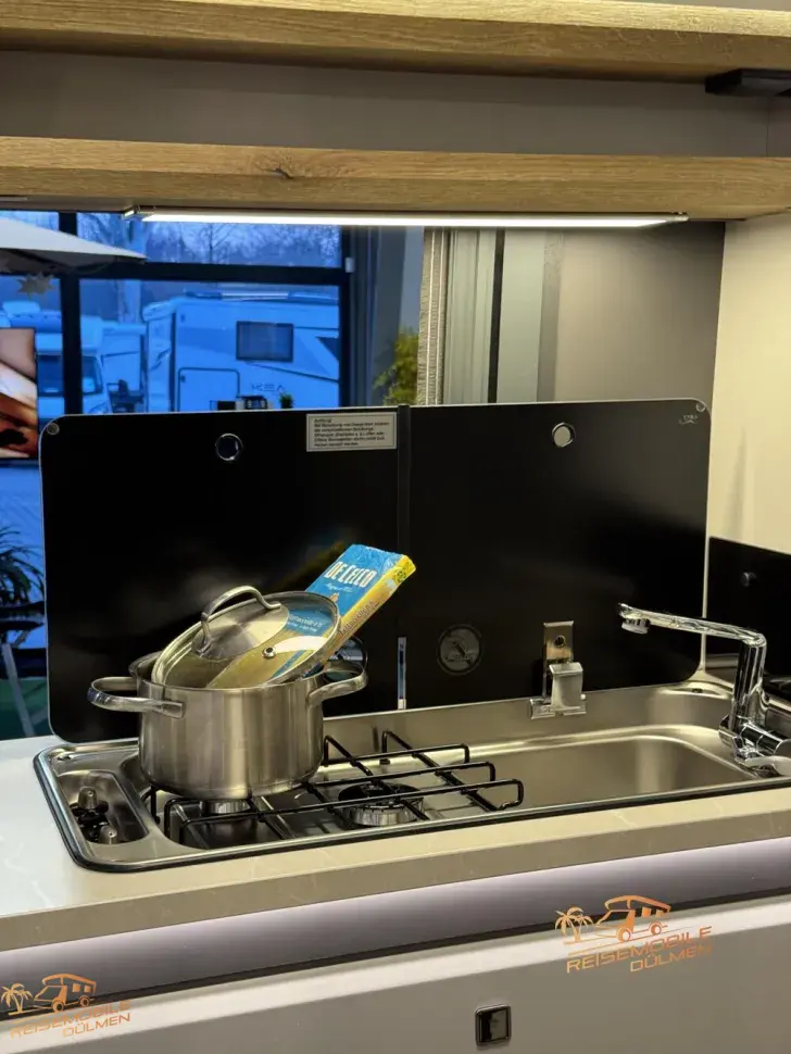 Fahrzeugbild Hobby Prestige Van 640 ET #29