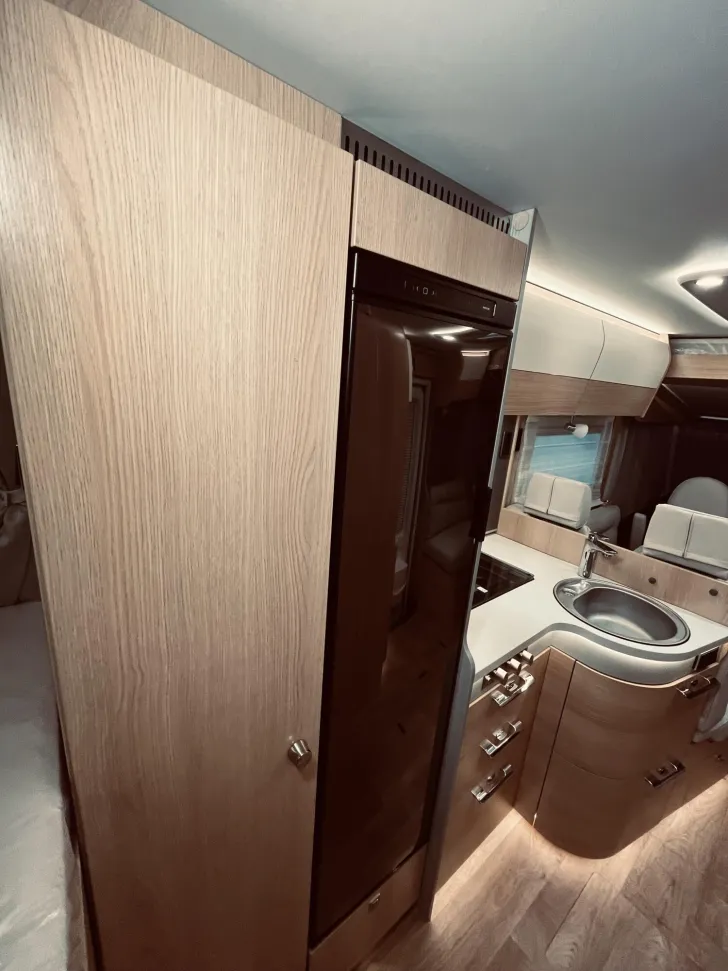 Fahrzeugbild Hymer B-Klasse MC I WhiteLine 550 Dachklima, Solar, TV #17