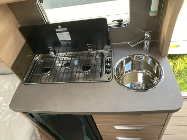 Fahrzeugbild Knaus SÜDWIND 460 EU 60 YEARS #9