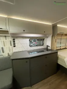 Fahrzeugbild Fendt Apero 495 SFB Modell 2025 / 2000 kg / Pino #5