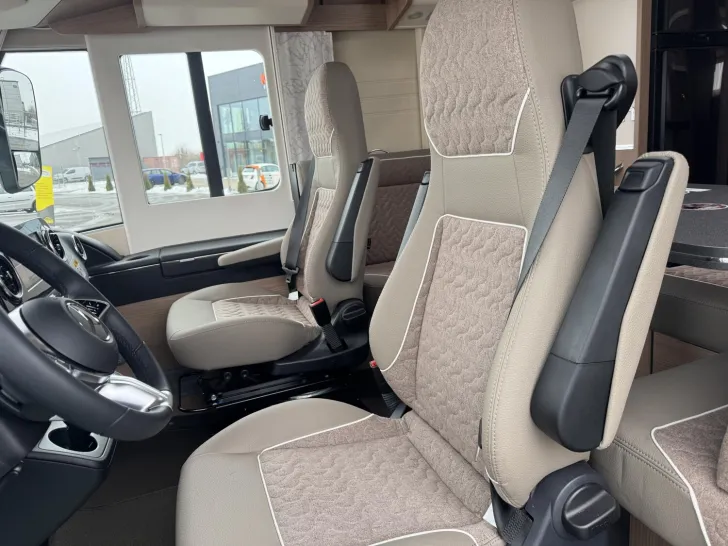 Fahrzeugbild Malibu I Edition+ 490 RB LE comfort #8