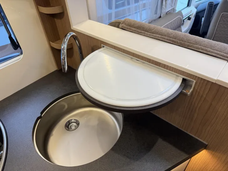 Fahrzeugbild Malibu I Edition+ 490 RB LE comfort #17