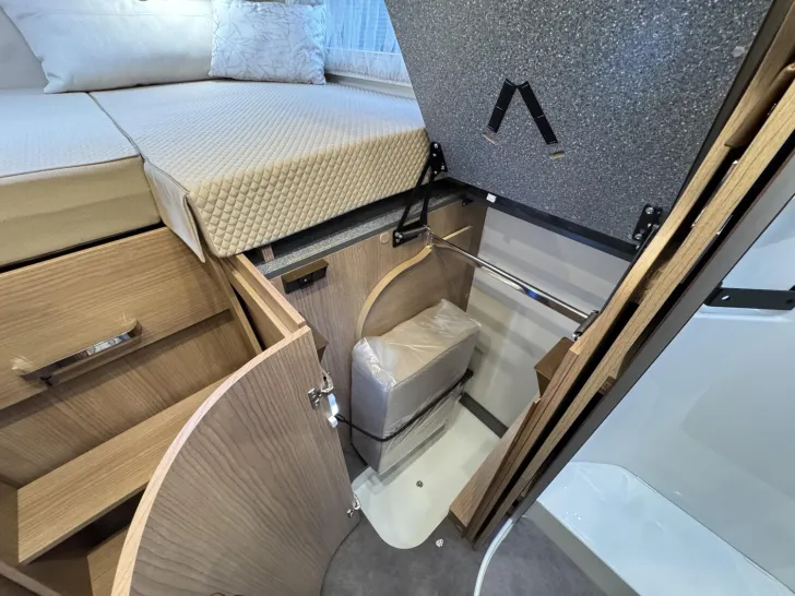 Fahrzeugbild Malibu I Edition+ 490 RB LE comfort #30