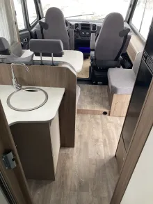 Fahrzeugbild Carado I 449 Queensbett #8
