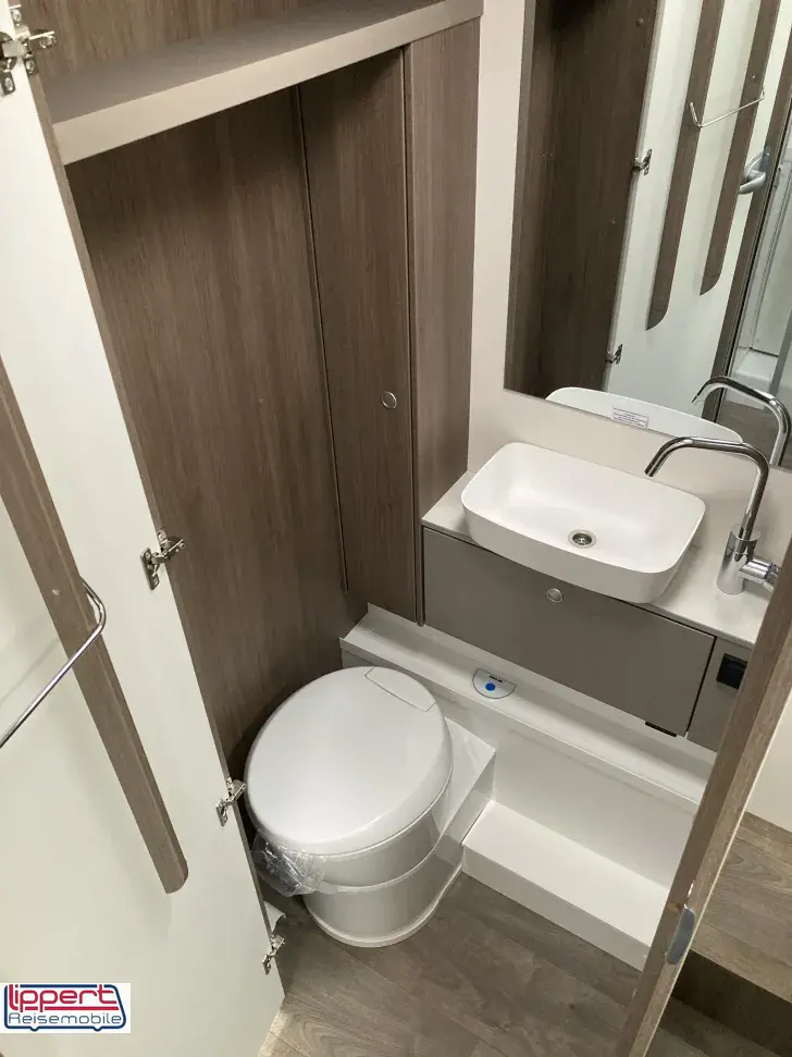 Fahrzeugbild Carado I 449 Queensbett #15