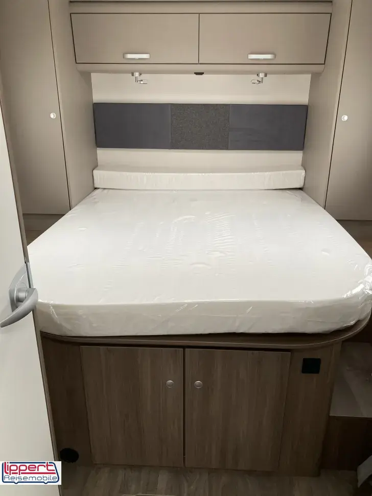 Fahrzeugbild Carado I 449 Queensbett #16