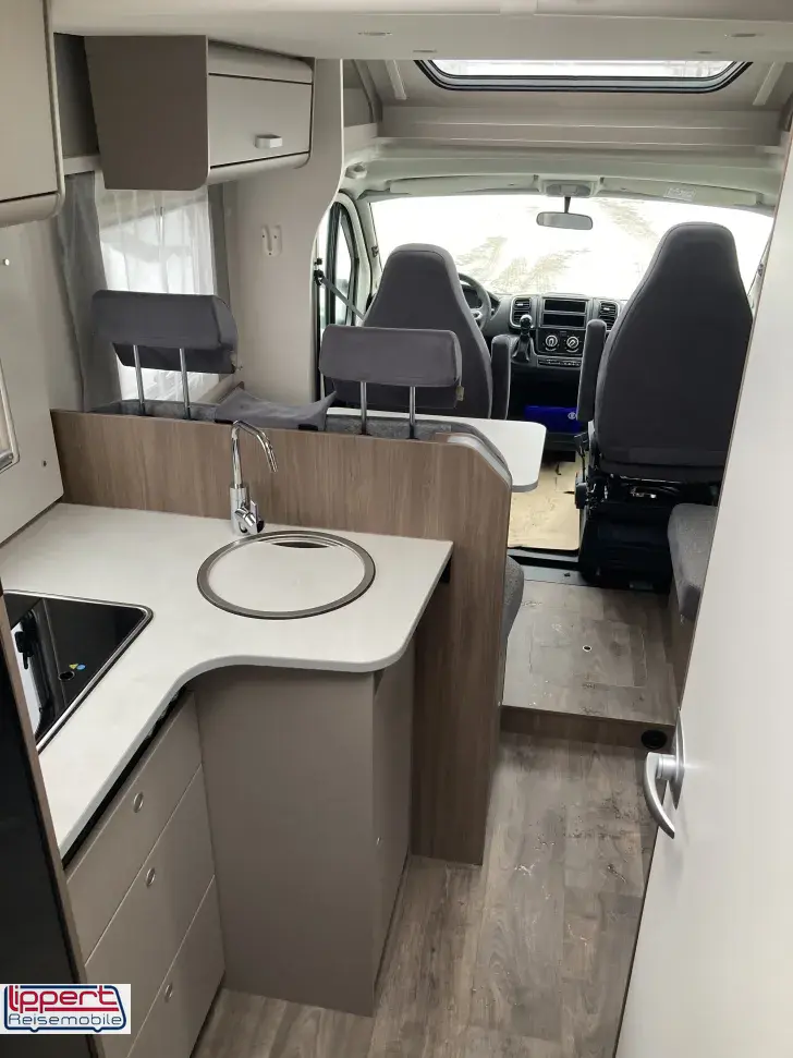 Fahrzeugbild Carado T 328 pro+ Einzelbetten+Hubbett unter 7mt #8