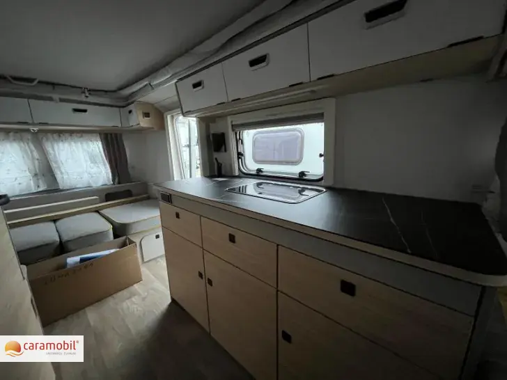 Fahrzeugbild Hymer Eriba Touring 630 Nugget Gold Mover/Markise/Autark #7