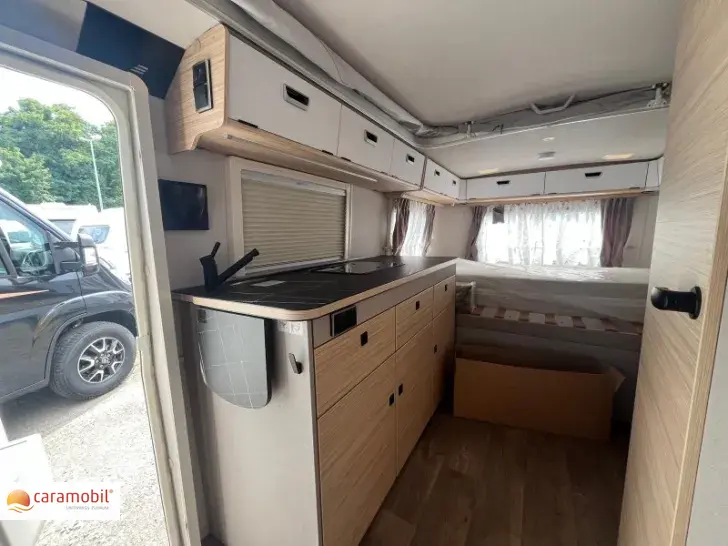 Fahrzeugbild Hymer Eriba Touring 630 Nugget Gold Mover/Markise/Autark #9