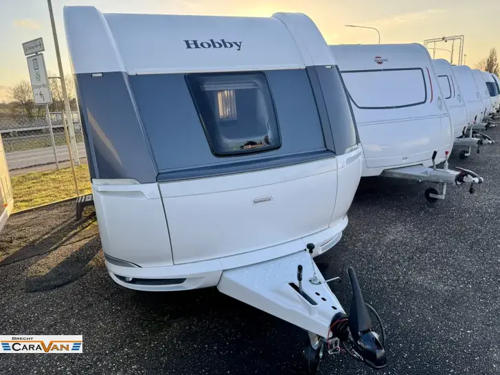 Fahrzeugbild Hobby De Luxe 460 SFf 1,5t/Connect/Ambiente/ #1