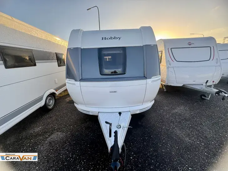 Fahrzeugbild Hobby De Luxe 460 SFf 1,5t/Connect/Ambiente/ #15