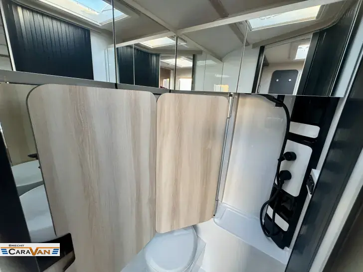 Fahrzeugbild Hobby Excellent 460 SL #8