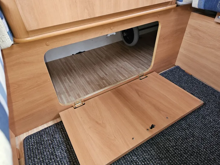Fahrzeugbild Hymer Eriba Nova 390 #15
