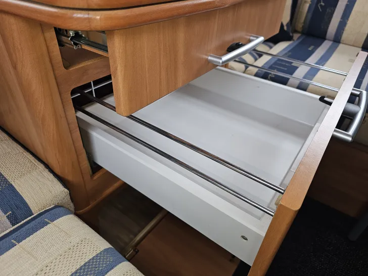 Fahrzeugbild Hymer Eriba Nova 390 #16