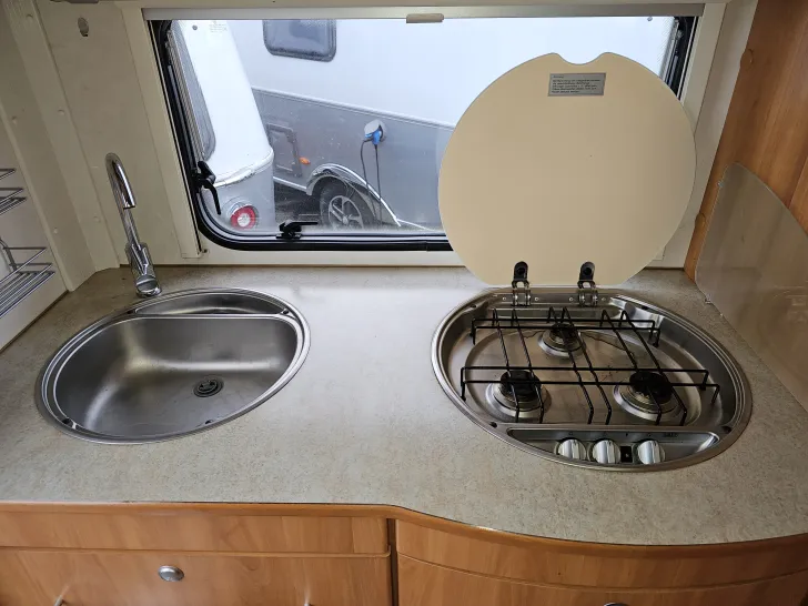 Fahrzeugbild Hymer Eriba Nova 390 #22
