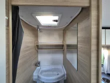 Fahrzeugbild Sterckeman Easy 470PE #18