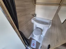 Fahrzeugbild Sterckeman Easy 470PE #21