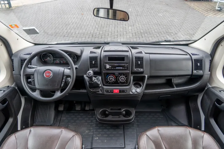 Fahrzeugbild Weinsberg CaraSuite 650 MF *Lederausst*fr.Längsb.*Hubbett* #8