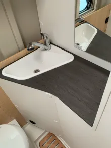 Fahrzeugbild Sunlight Camper Van Cliff 640 #16