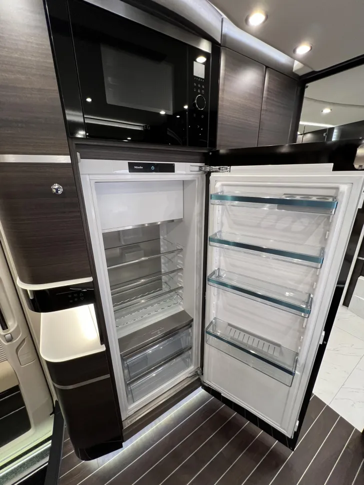 Fahrzeugbild Concorde Centurion 1200 GST MB Actros (K550) #24