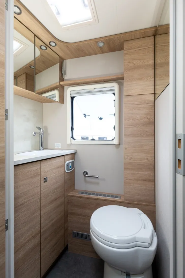 Fahrzeugbild Dethleffs Globetrotter XL I 7850-2 EB // UVP: 193.737  #14