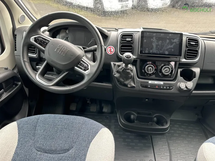 Fahrzeugbild Weinsberg CaraSuite FIAT 700 ME Lithium / Markise / Fahrradträger #5