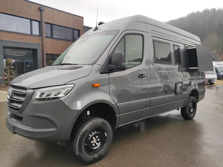 Fahrzeugbild Pössl Roadstar X Mercedes 190 PS #25